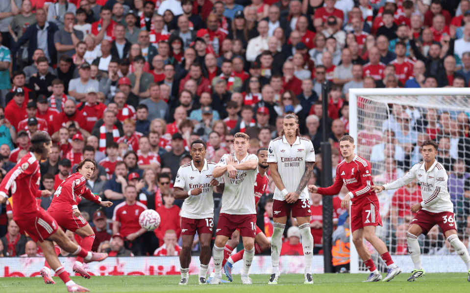 国安四老谈合影：18年足协杯决赛就我们四个在队里，留个纪念（国安四老合影感言：2018足协杯决赛仅剩我们四人在队，留作纪念）