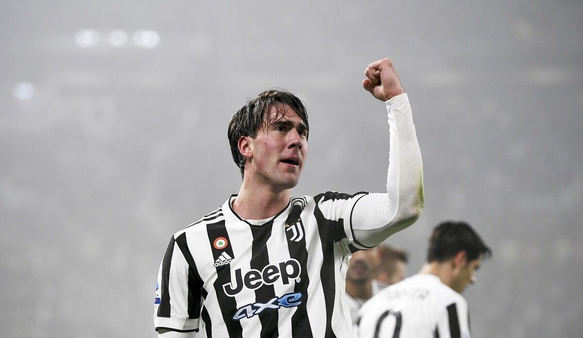 澳媒：澳威超洛克达尔球员埃尔卡亚姆在邦迪海滩枪击案中遇难（据澳媒报道，邦迪海滩枪击案致澳威超洛克达尔球员埃尔卡亚姆身亡）