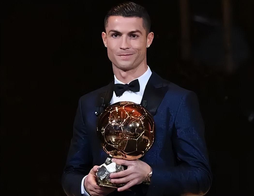 湖人板凳哑火半场仅得7分，马刺三大板凳合砍29分压制湖人（湖人替补熄火半场仅7分，马刺三替补合力轰29分占上风）