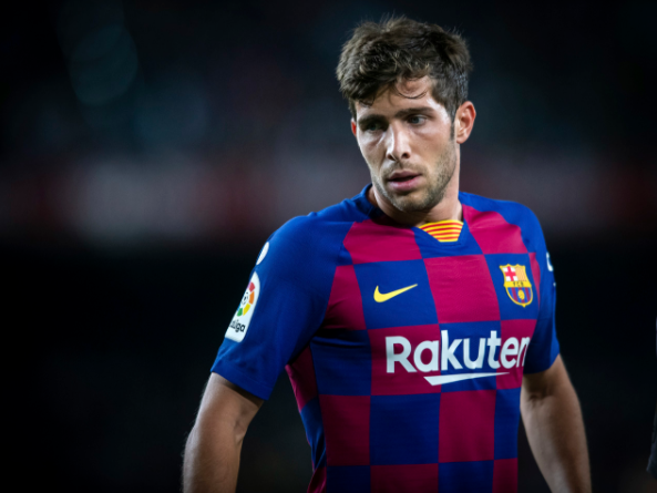 中超：上海海港主场4-1大胜深圳（中超：上海海港主场4比1完胜深圳）